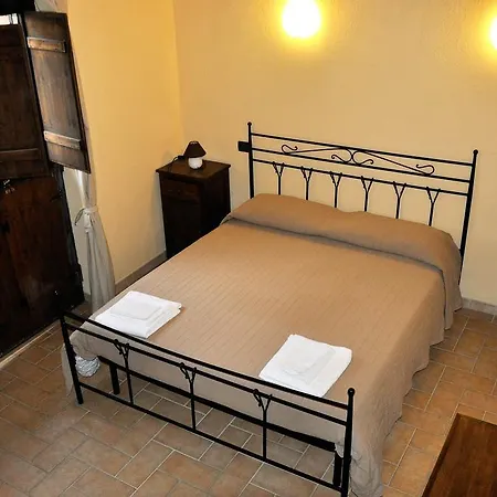 Nociquerceto Farm stay Tarano